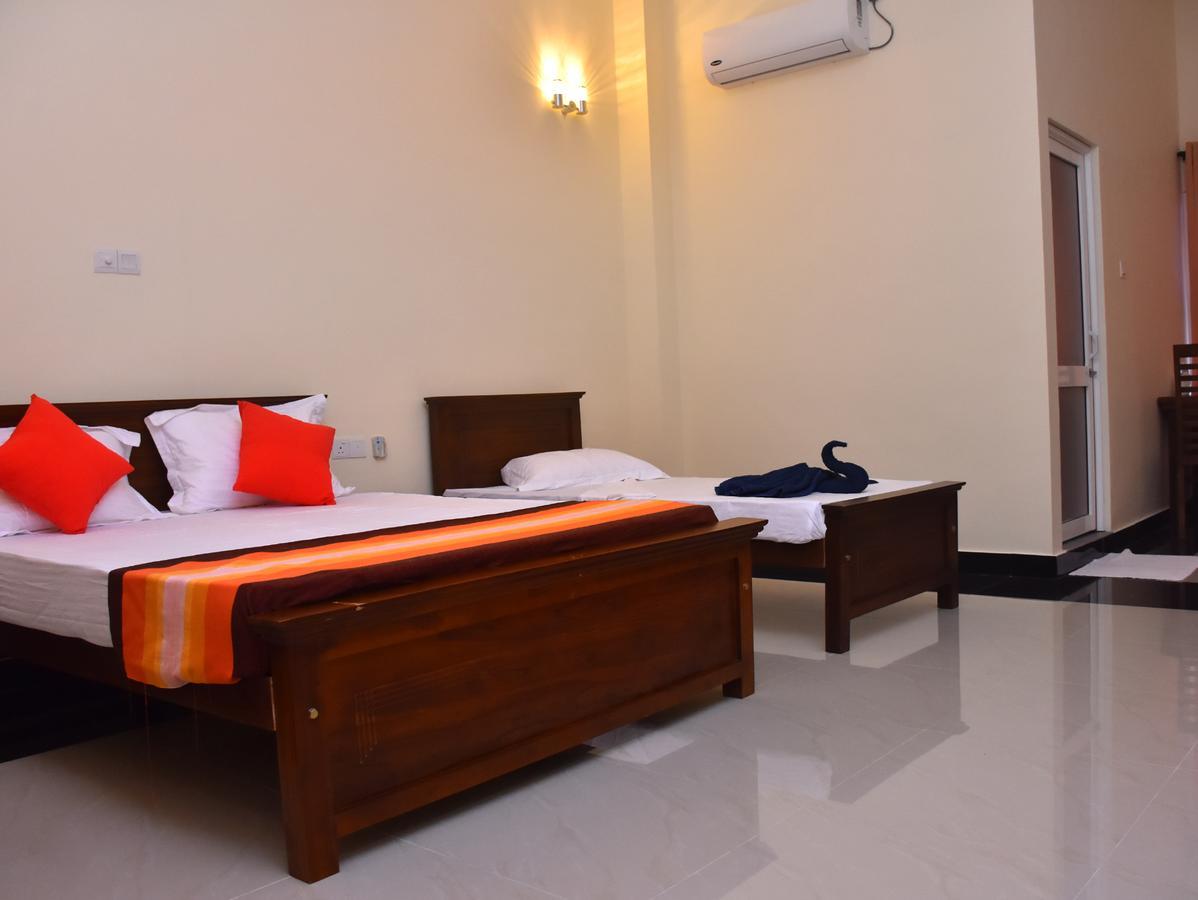 Capitalcity Hotel Бадулла Экстерьер фото