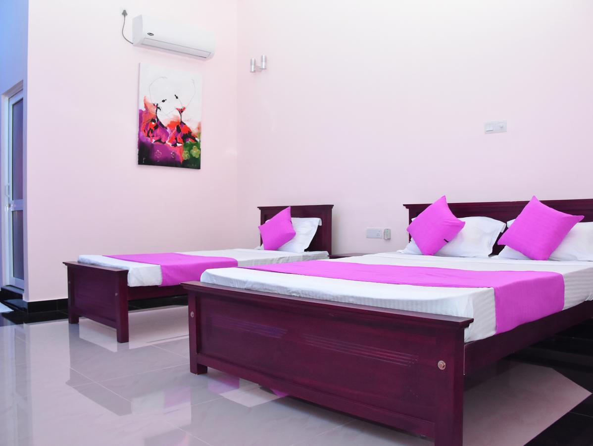 Capitalcity Hotel Бадулла Экстерьер фото