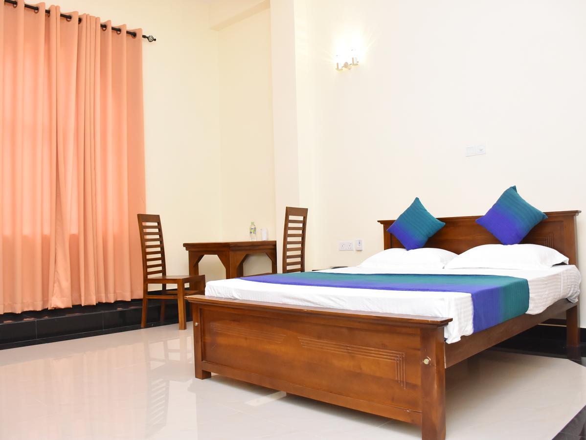 Capitalcity Hotel Бадулла Экстерьер фото