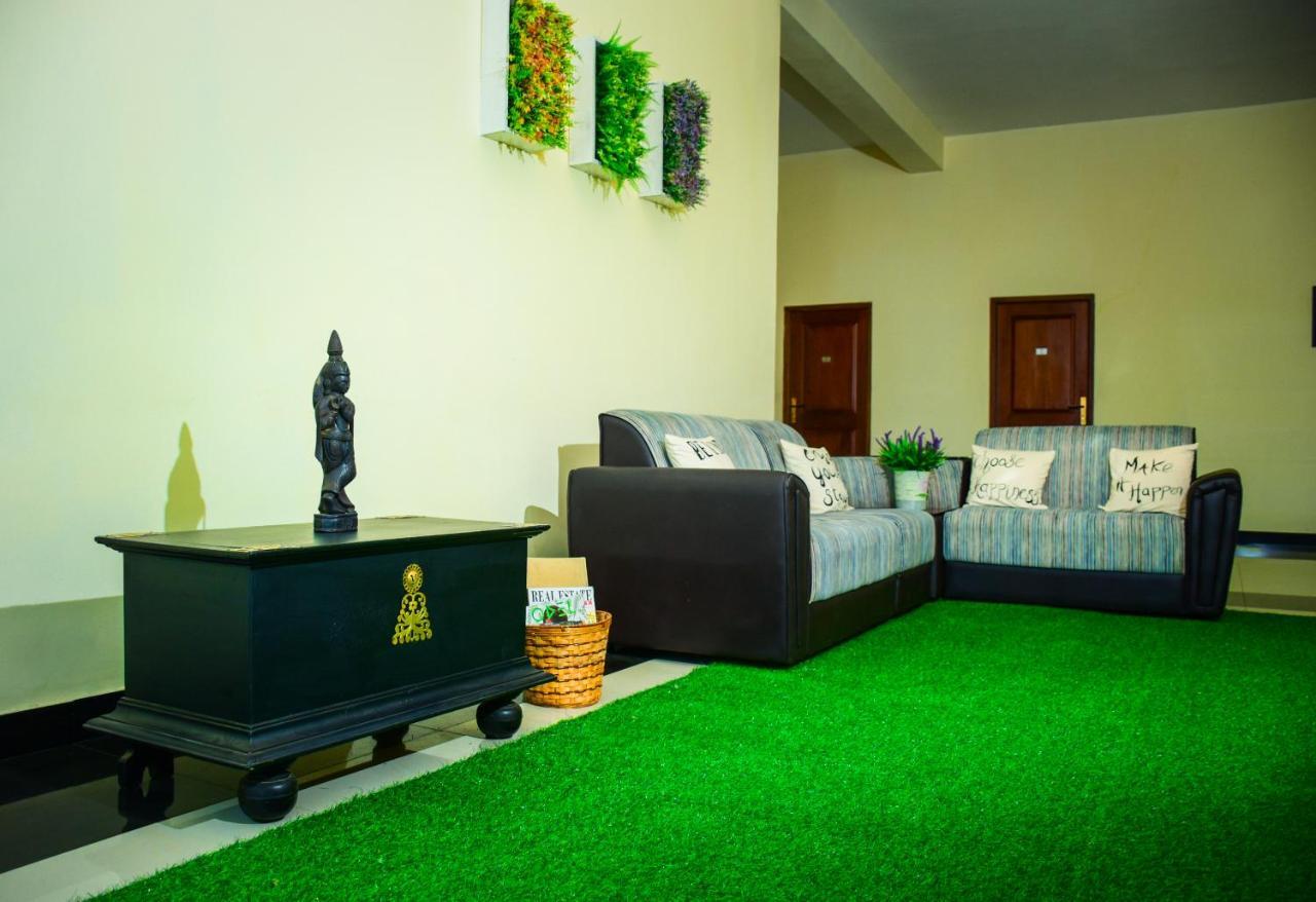 Capitalcity Hotel Бадулла Экстерьер фото